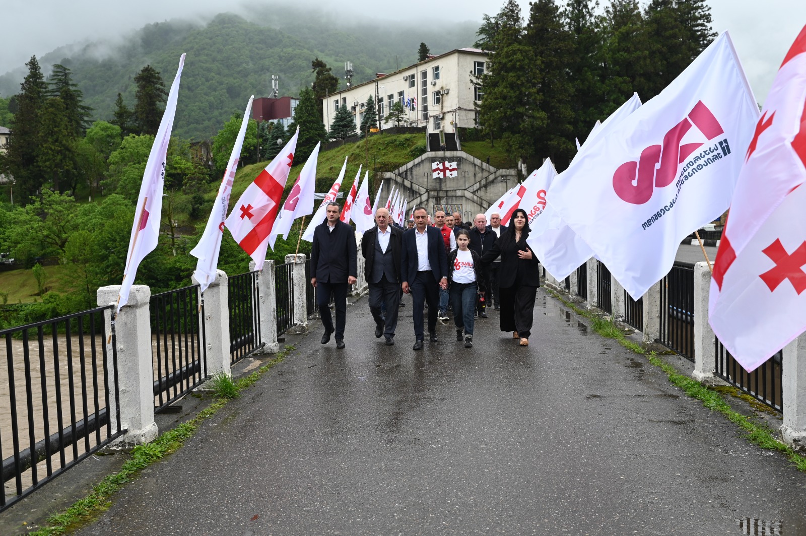 გილოცავთ საქართველოს დამოუკიდებლობის დღეს
